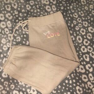 Victoria's Secret Tan Capris